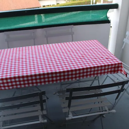 Andenia Terrasses Et Parking Apartmán